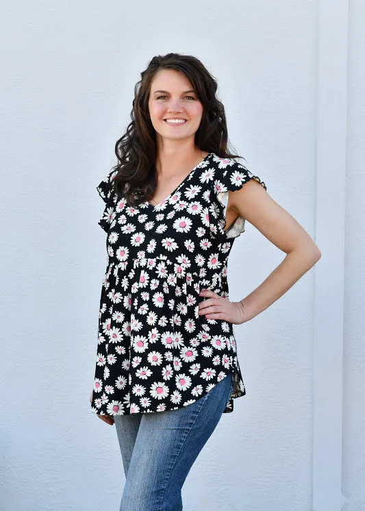 Daisy Floral Ruffle Sleeve Babydoll Top in Black & Pink