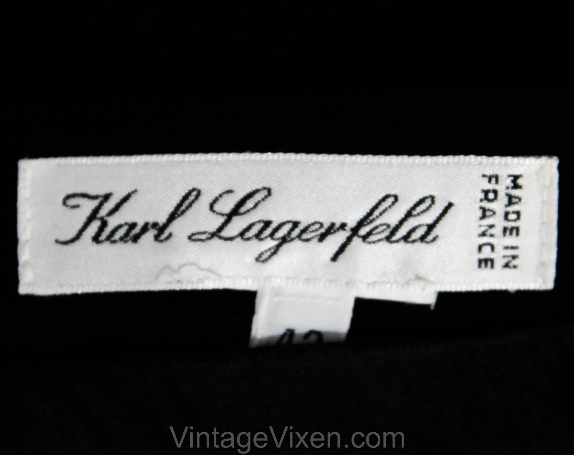 Size 12 Black Pants - Designer Karl Lagerfeld 1990s Wide Leg Large 1940s Style Gaucho Trousers - Scalloped Hip Seam Pockets - Waist 30.5